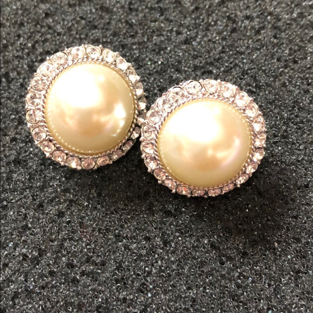 Premier Designs clip-on earrings